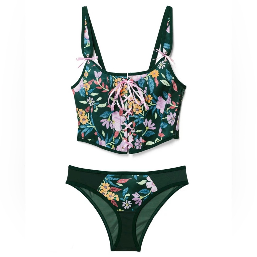 Adore Me Alex Floral Set